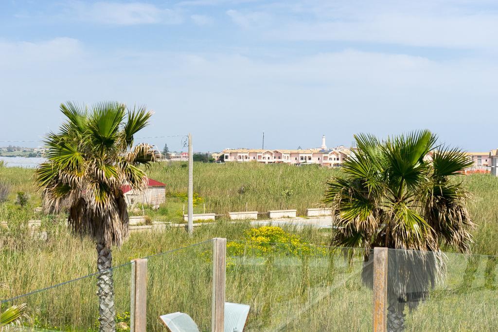 Lalena'S Garden Hotel Portopalo Di Capo Passero Exterior photo