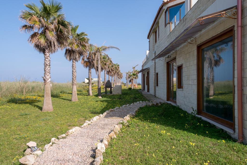 Lalena'S Garden Hotel Portopalo Di Capo Passero Exterior photo