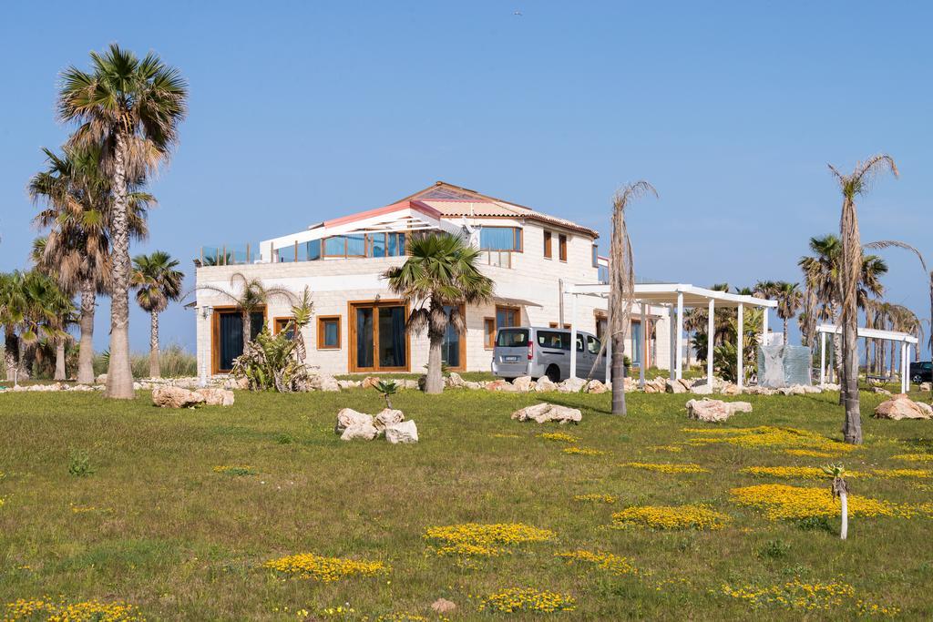 Lalena'S Garden Hotel Portopalo Di Capo Passero Exterior photo